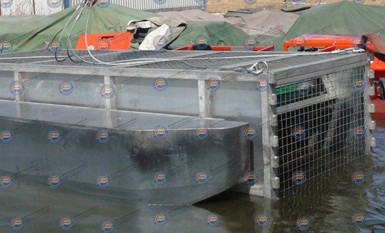 INCLINED BELT OIL SKIMMER