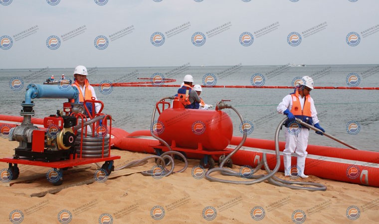 VACUUM (ROCK) OIL SKIMMER