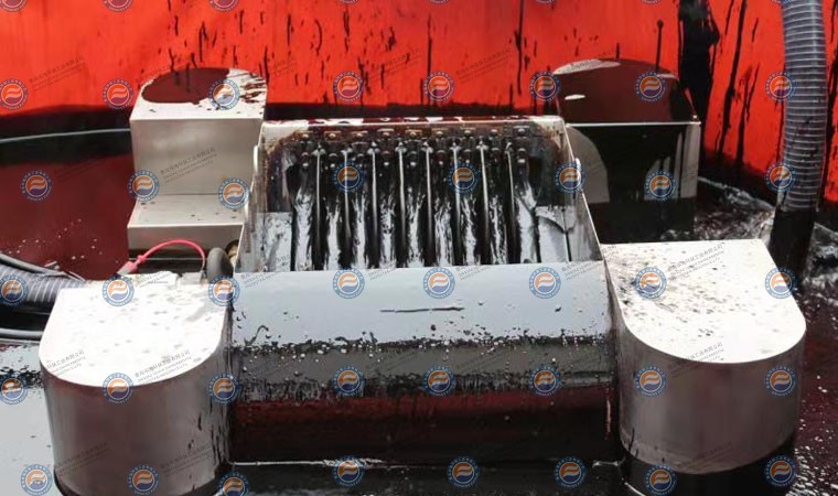 ROTARY OIL SKIMMER